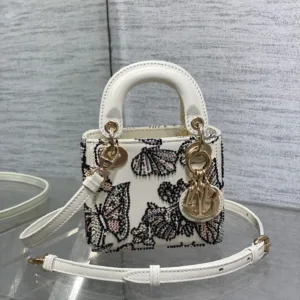 Dior bag design 35