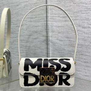 Dior bag design 104