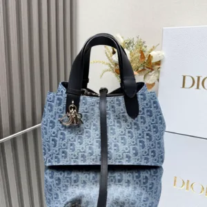 Dior bag design 200