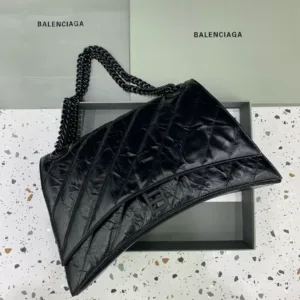 Balenciaga bag design 4