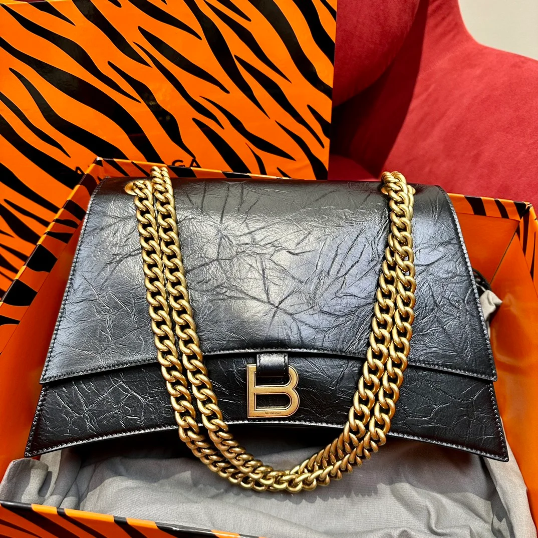 Balenciaga bag design 84