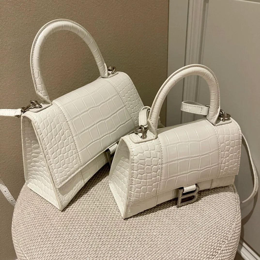 Balenciaga bag design 92