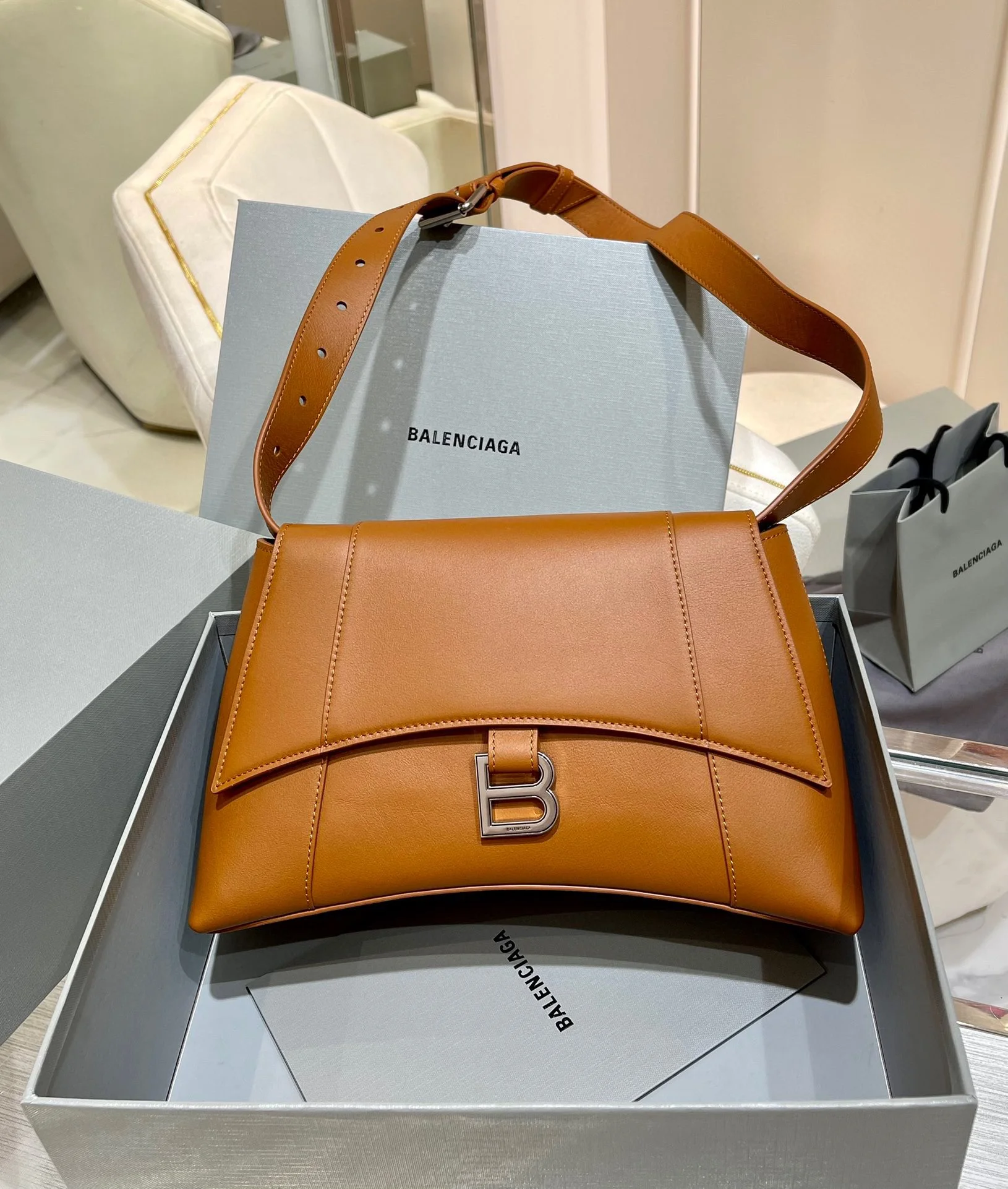 Balenciaga bag design 98