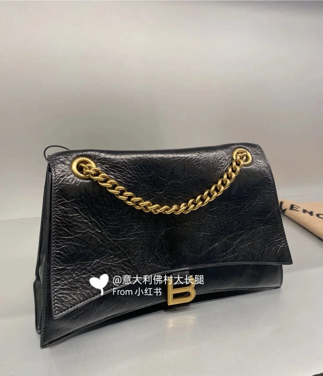 Balenciaga bag design 102