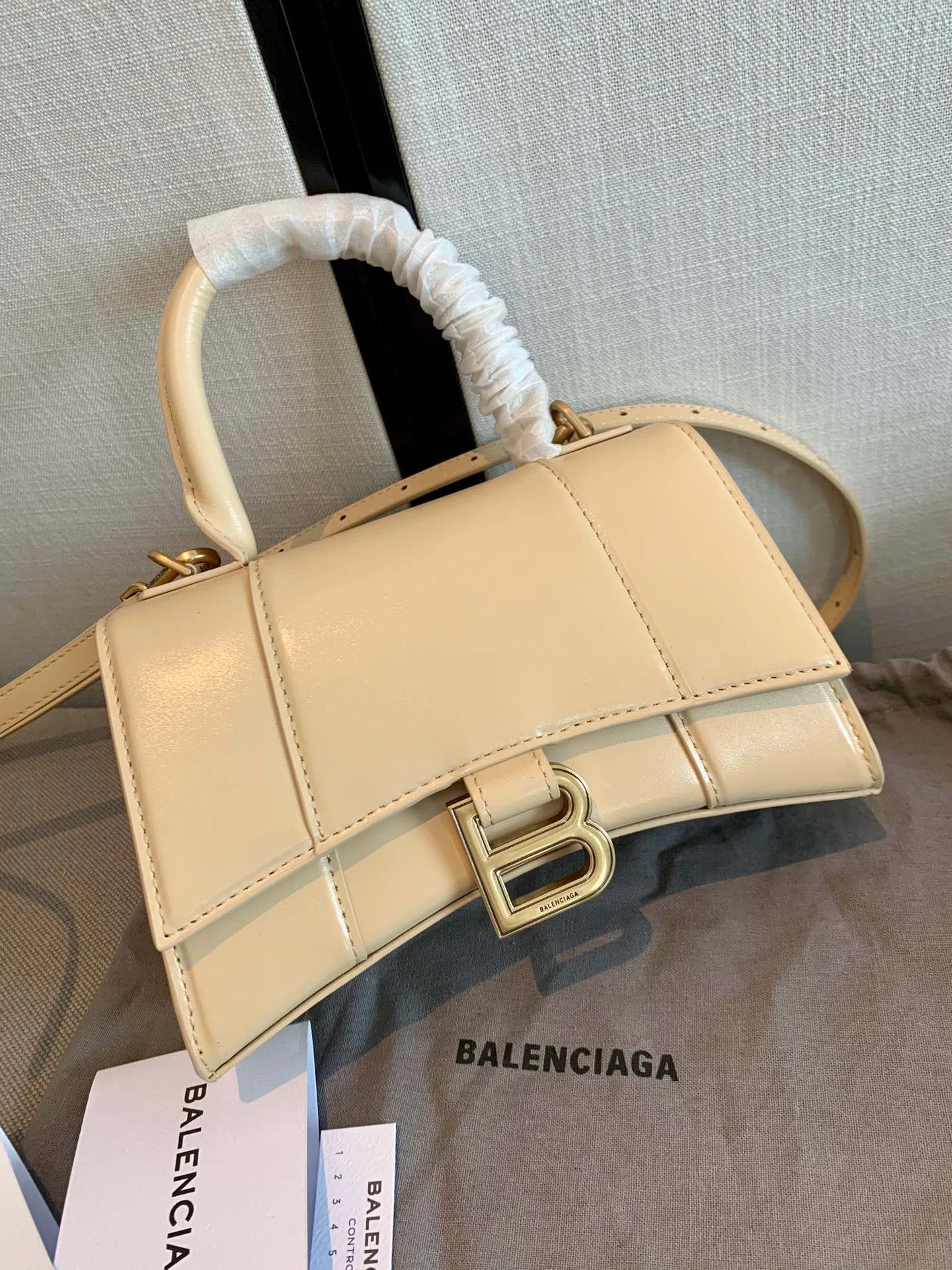 Balenciaga bag design 129