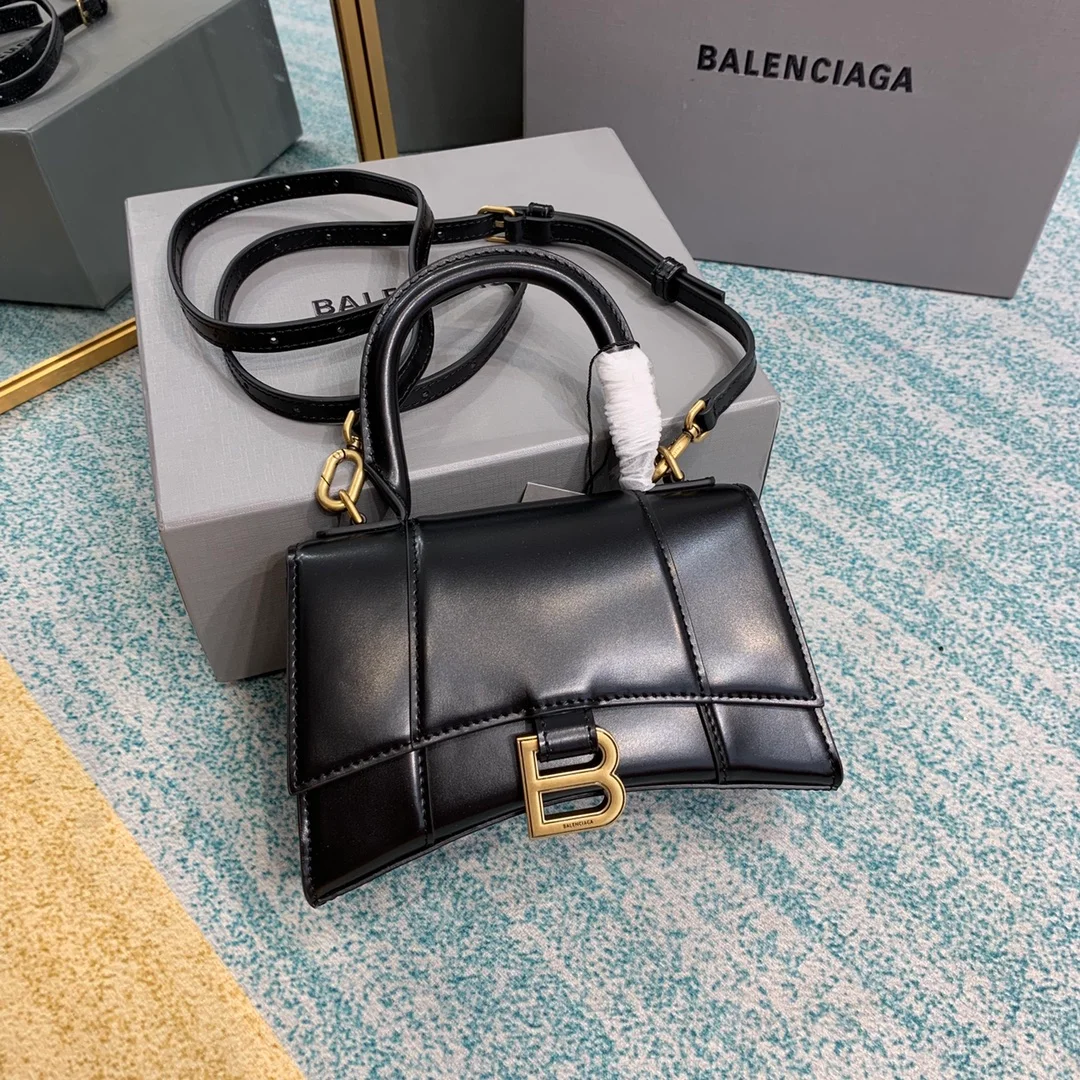 Balenciaga bag design 137