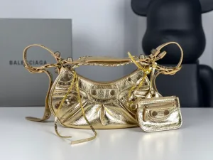 Balenciaga bag design 150