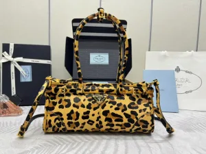 Prada bag design 66