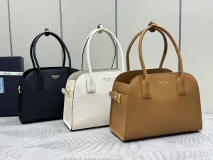 Prada bag design 94