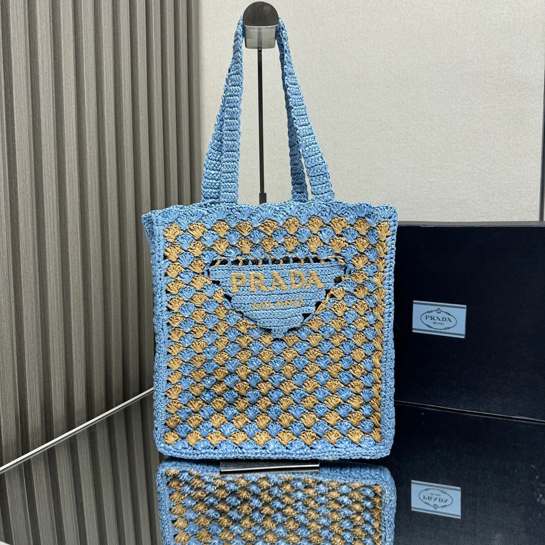 Prada bag design 119