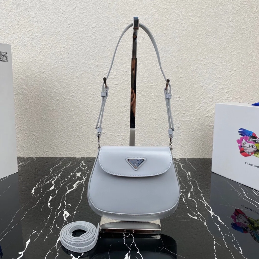 Prada bag design 587