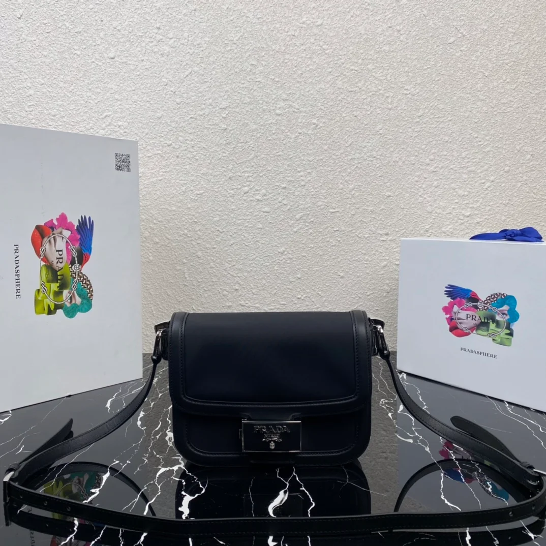 Prada bag design 593