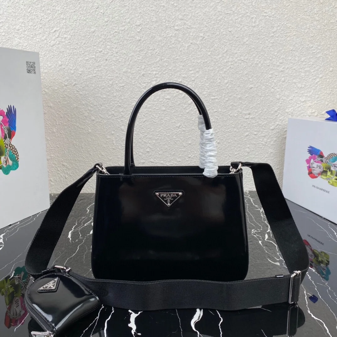 Prada bag design 602