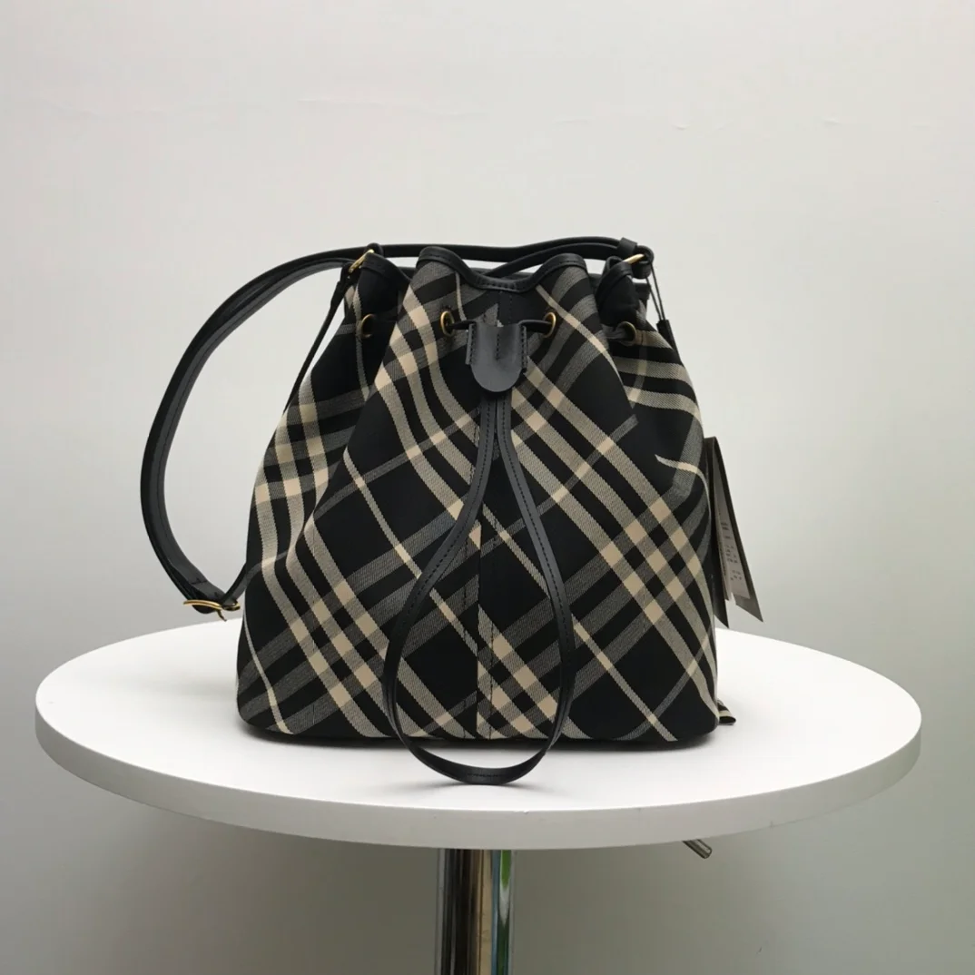 Burberry bag design 11