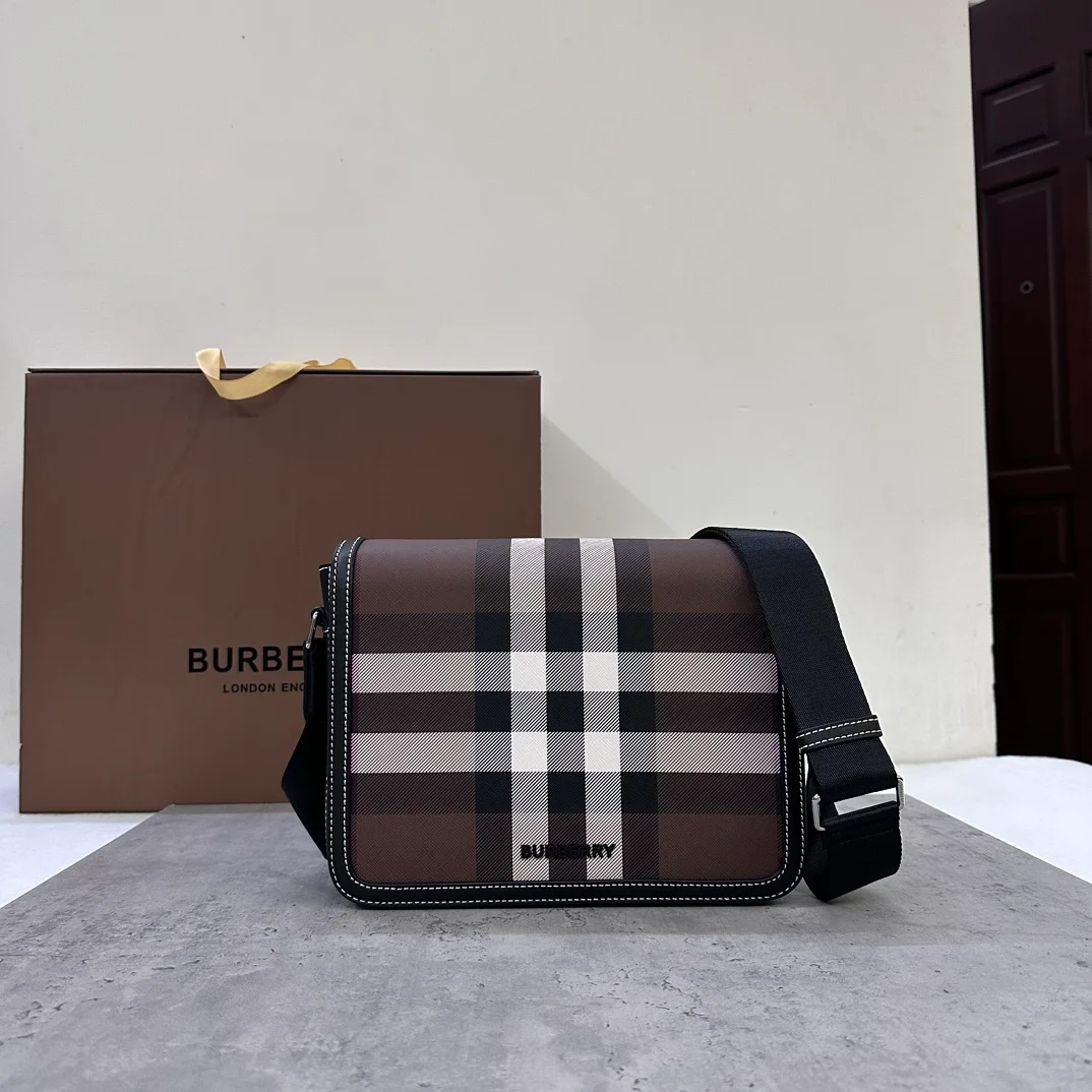 Burberry bag design 23