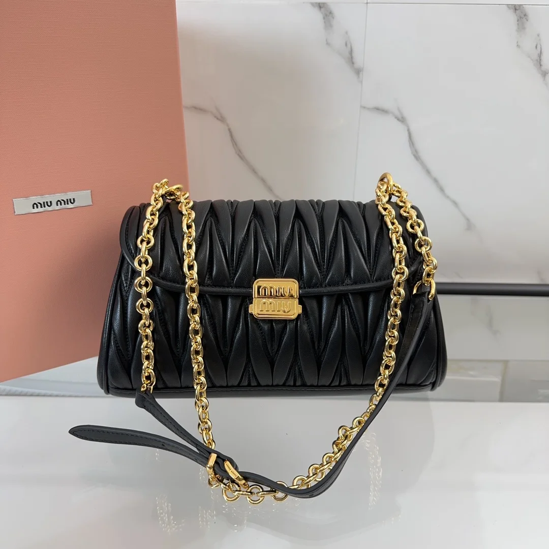 Miumiu bag design 109