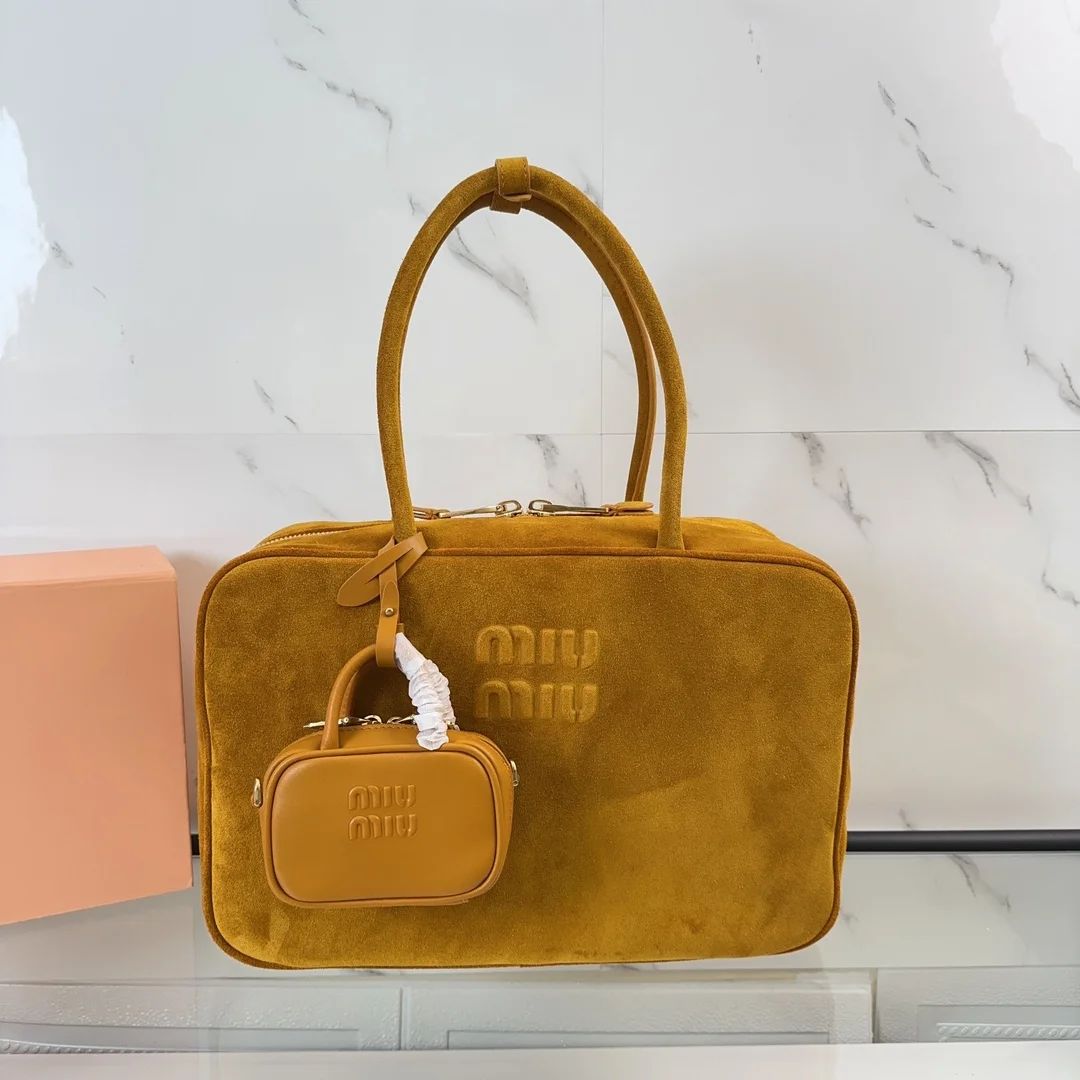 Miumiu bag design 113