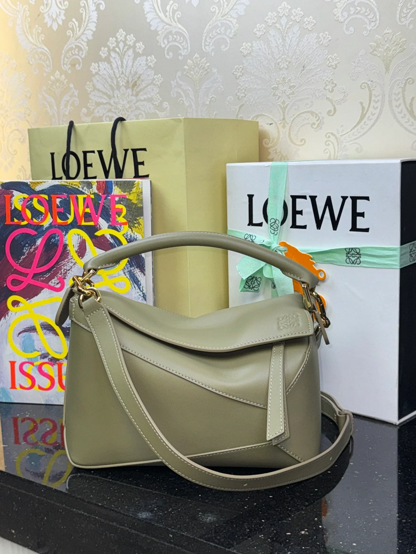 Loewe bag design 21