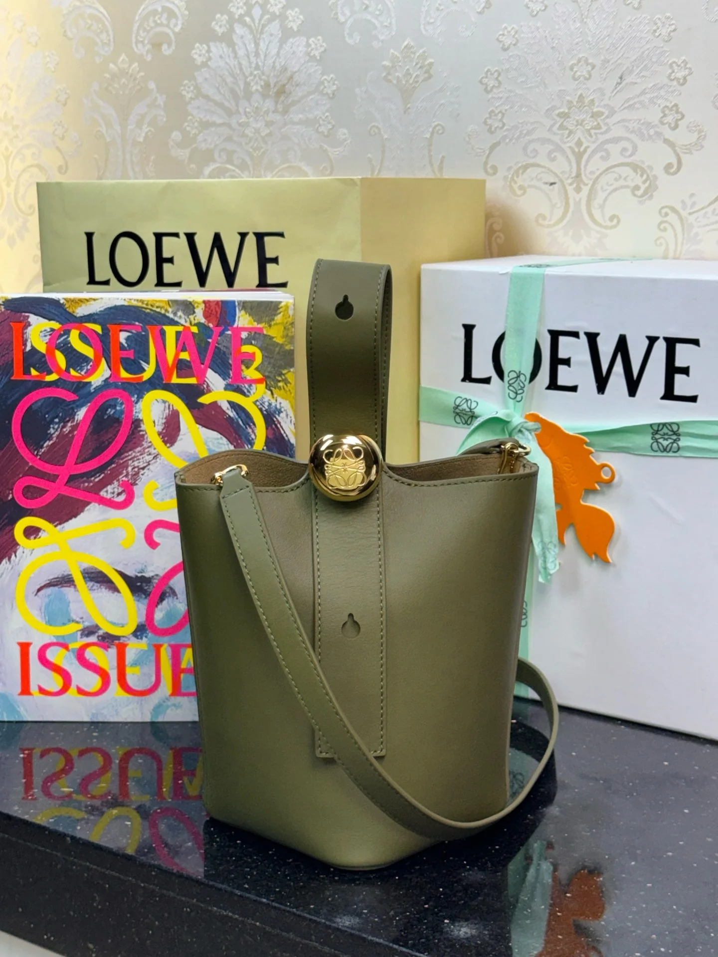 Loewe bag design 22