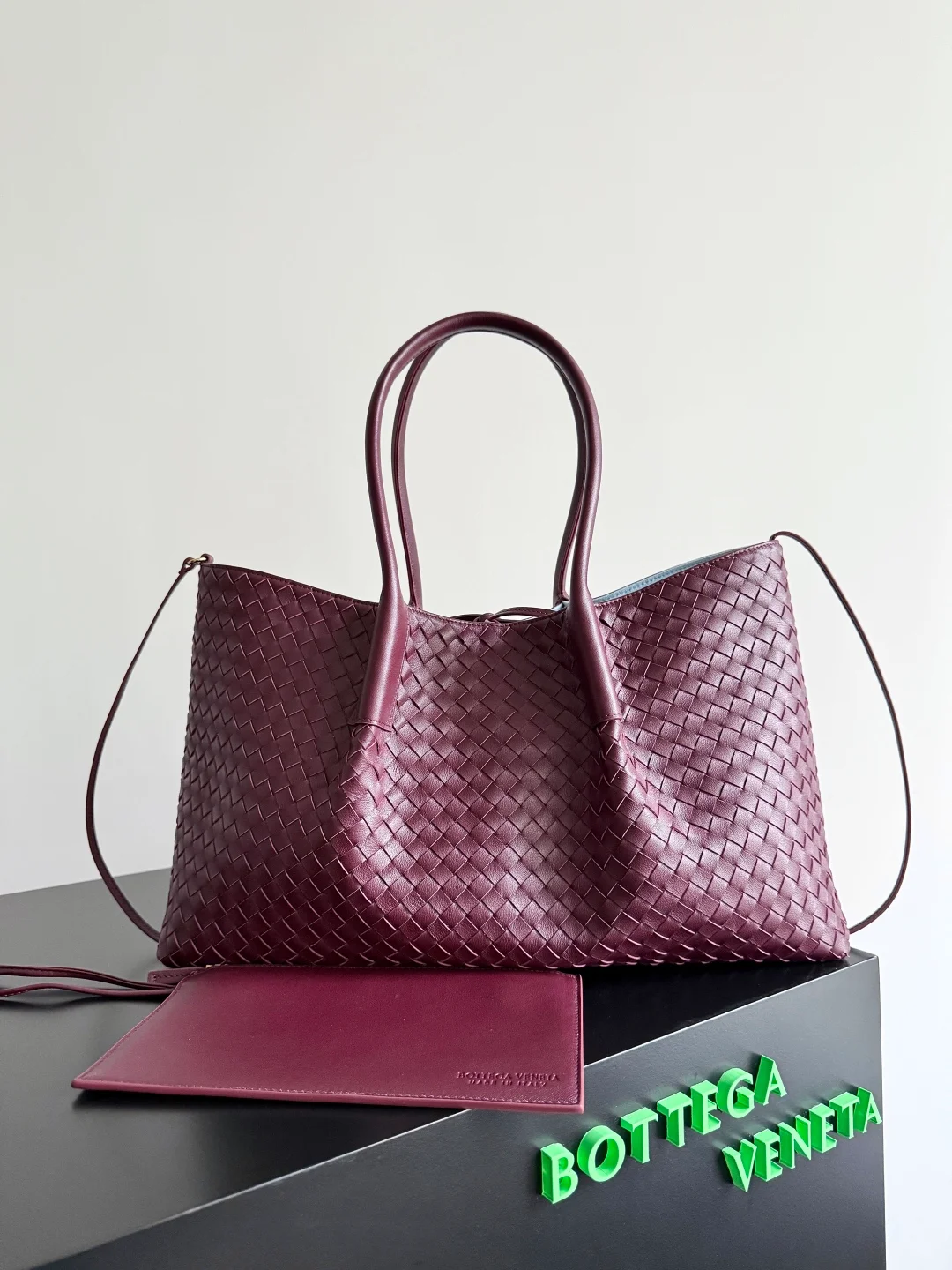 Bottega Veneta bag design 8