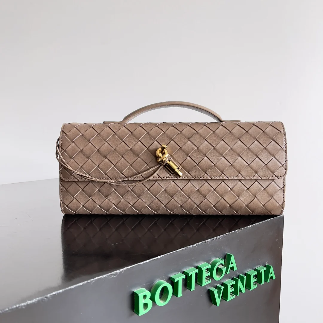 Bottega Veneta bag design 28
