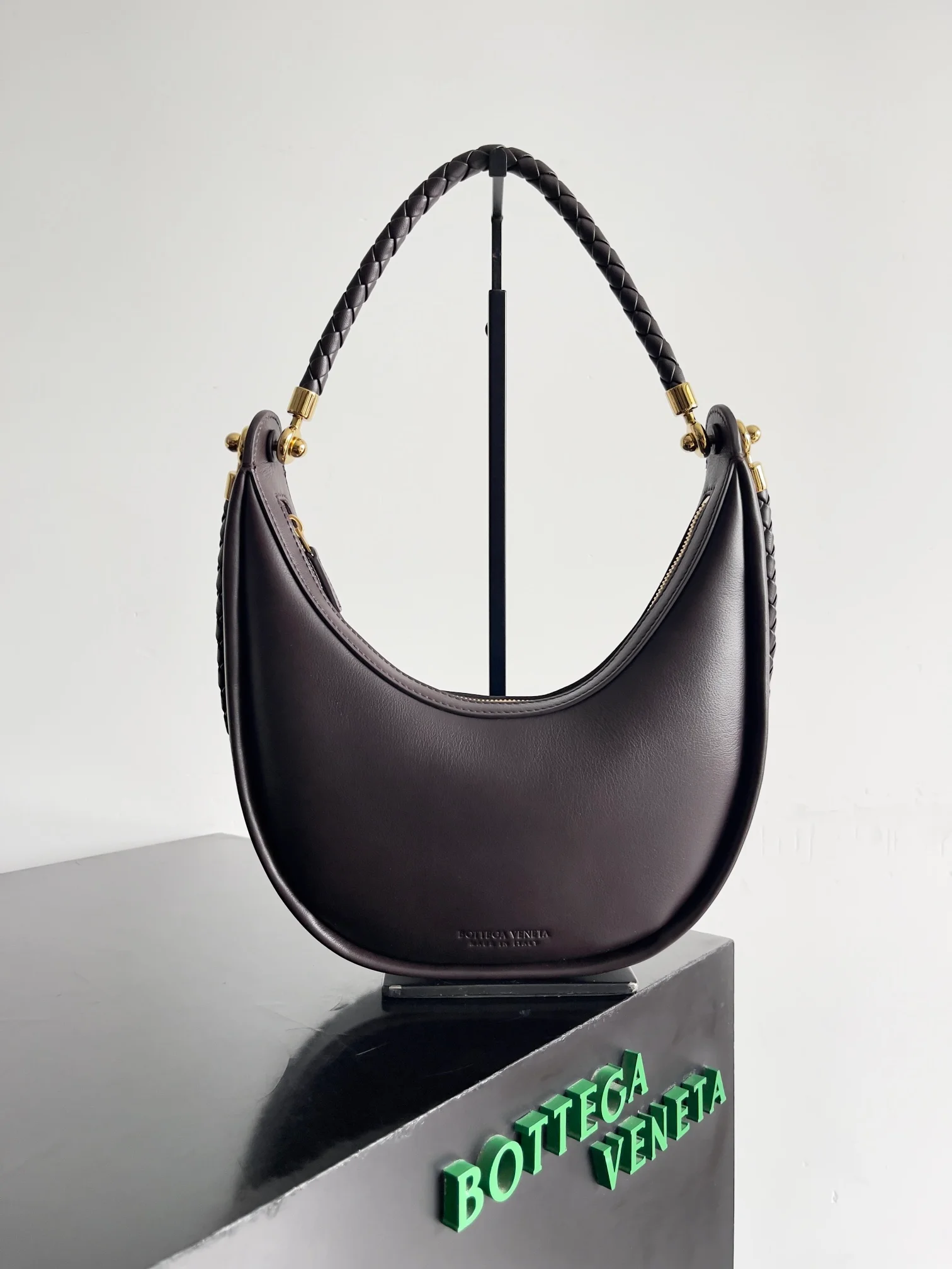 Bottega Veneta bag design 56
