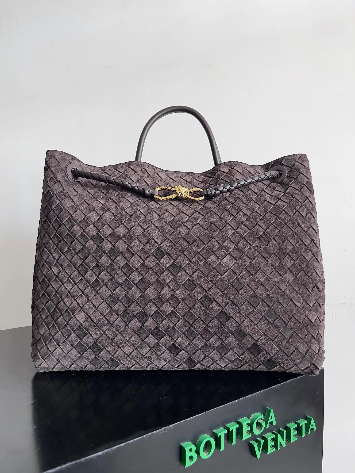 Bottega Veneta bag design 96