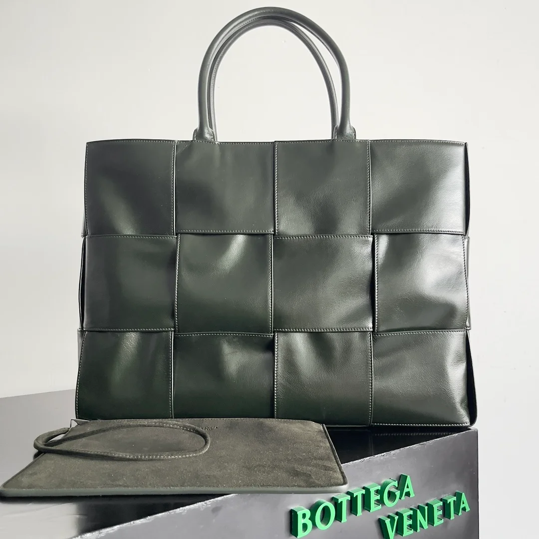 Bottega Veneta bag design 109