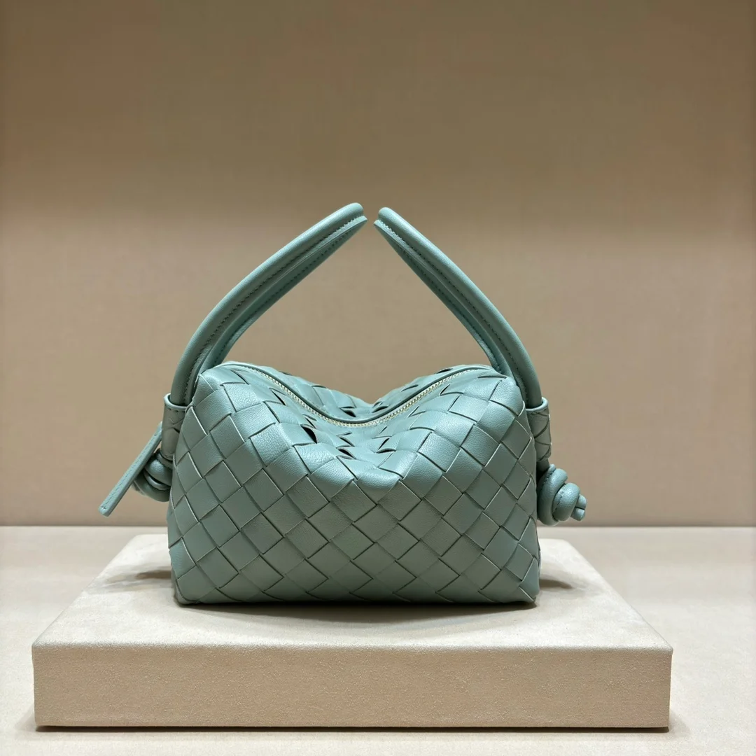 Bottega Veneta bag design 125