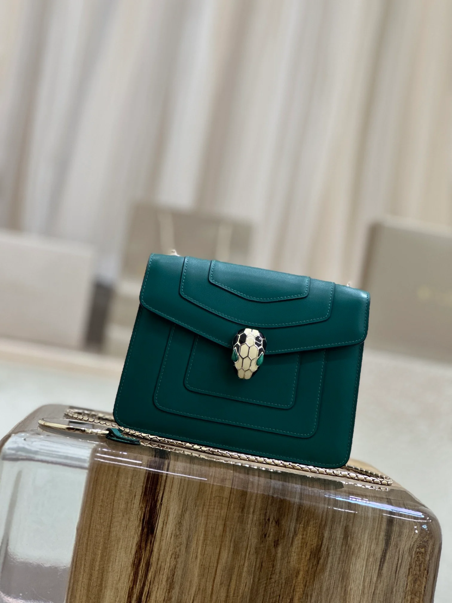 Bvlgari bag design 2