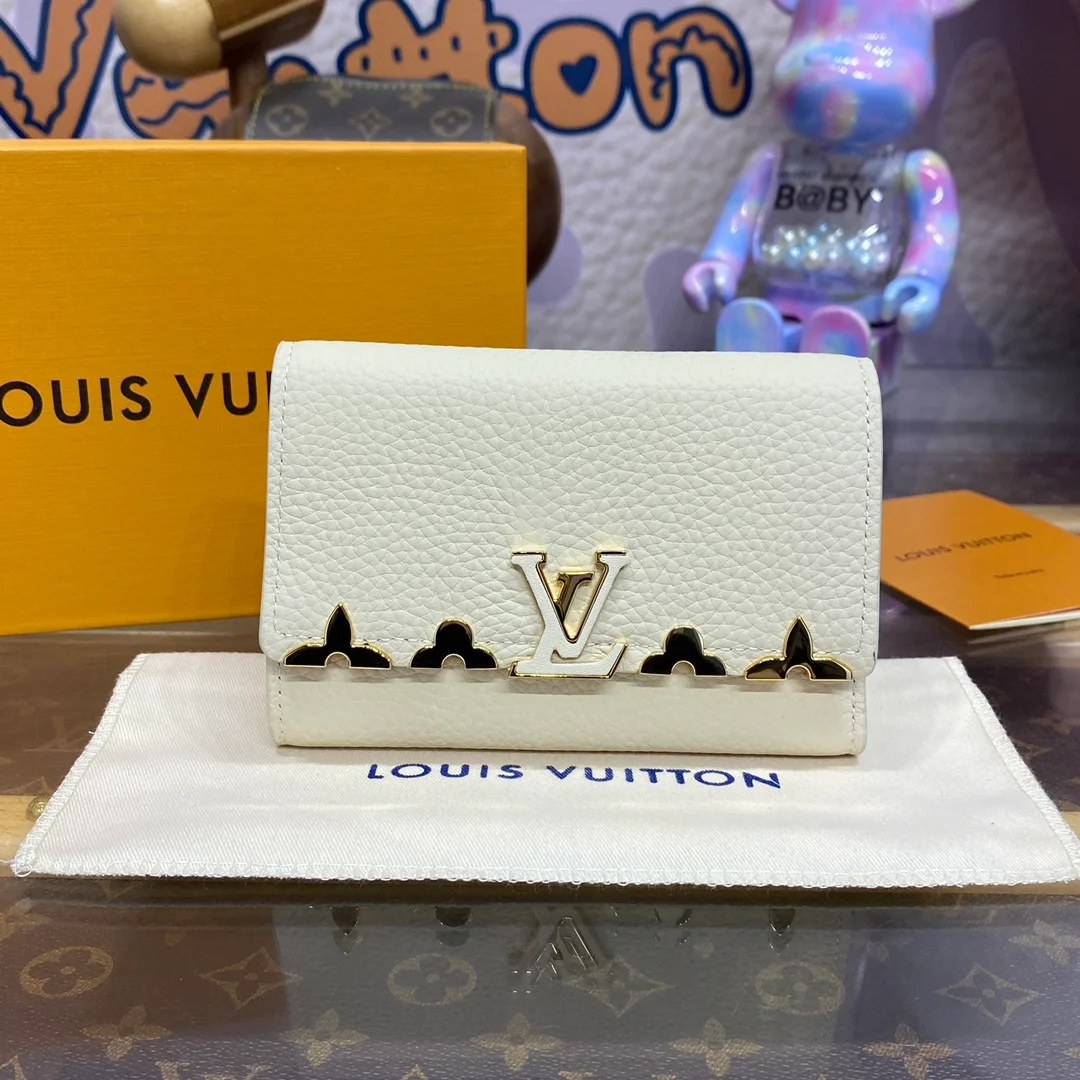 Louis Vuitton Wallet design 20