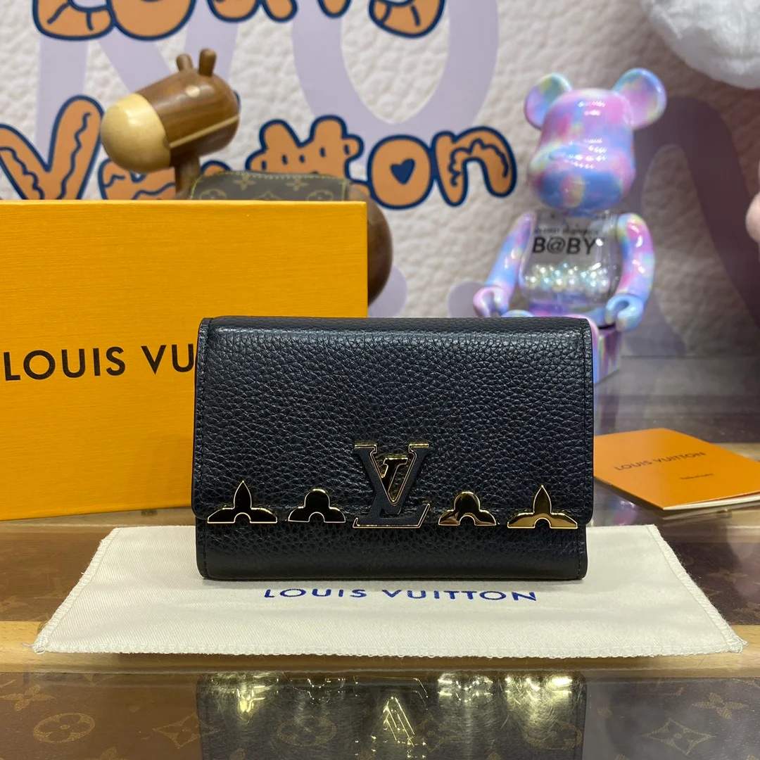 Louis Vuitton Wallet design 21