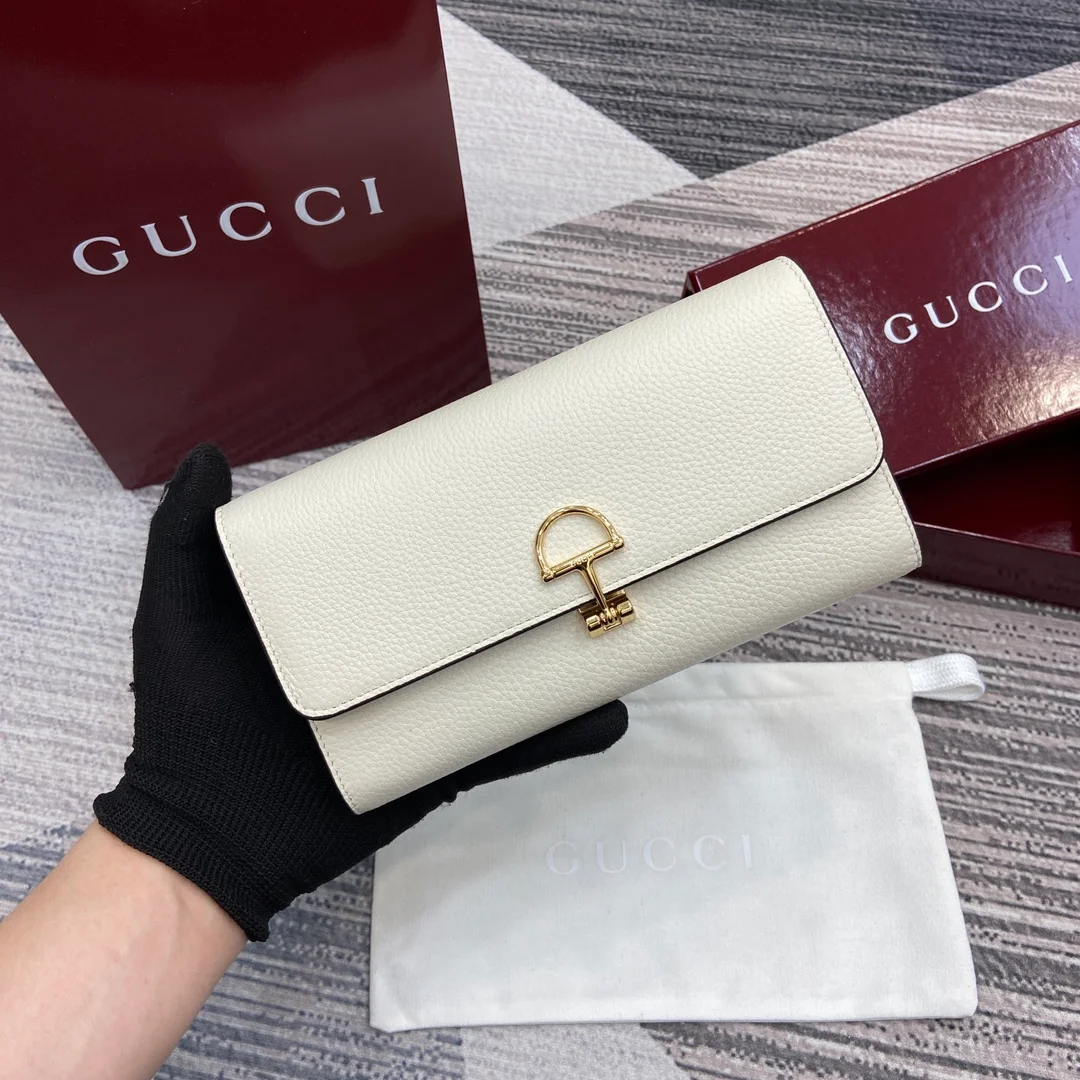 Gucci Wallet design 3
