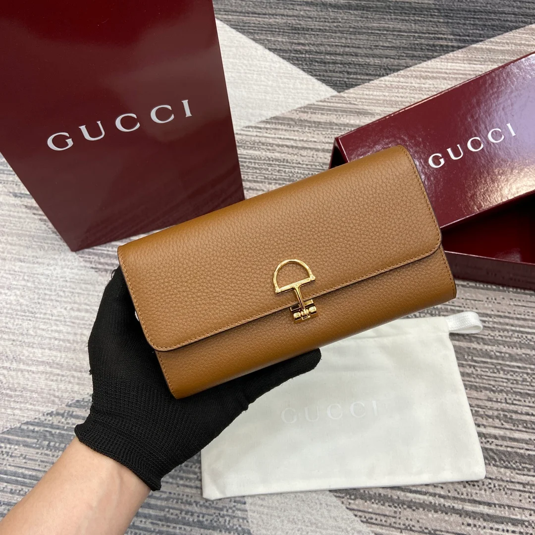 Gucci Wallet design 4