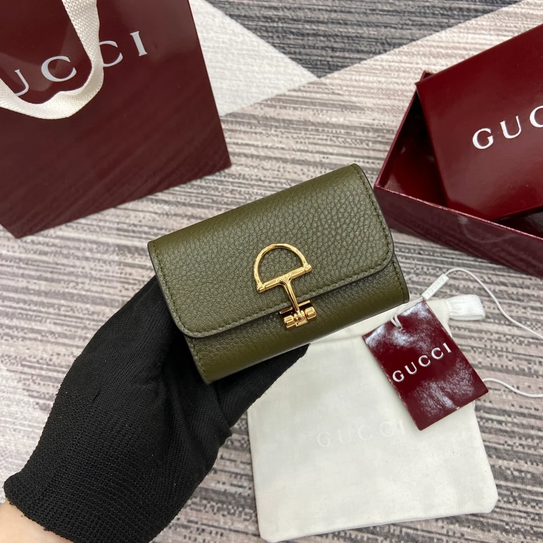 Gucci Wallet design 6