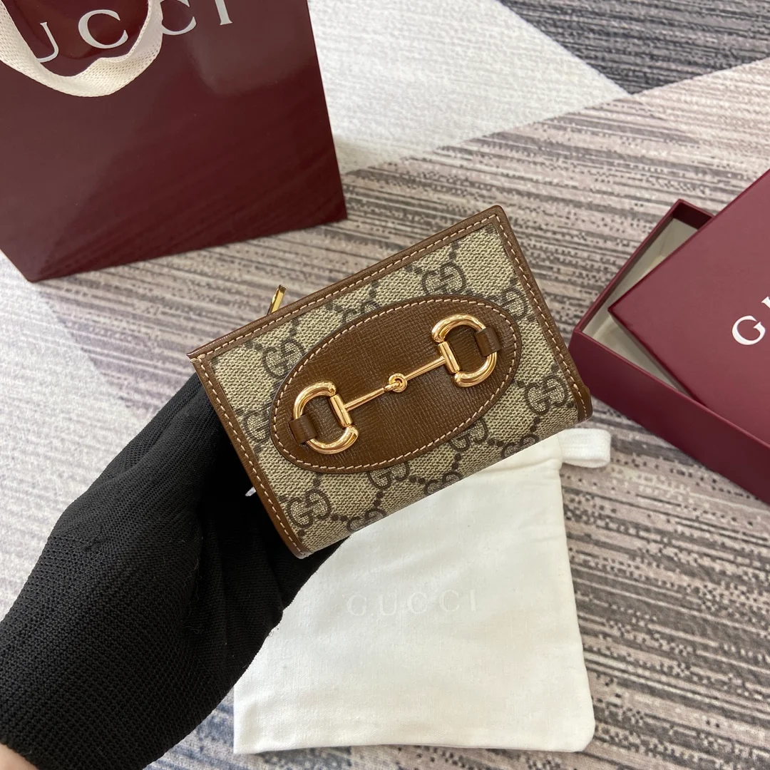 Gucci Wallet design 12