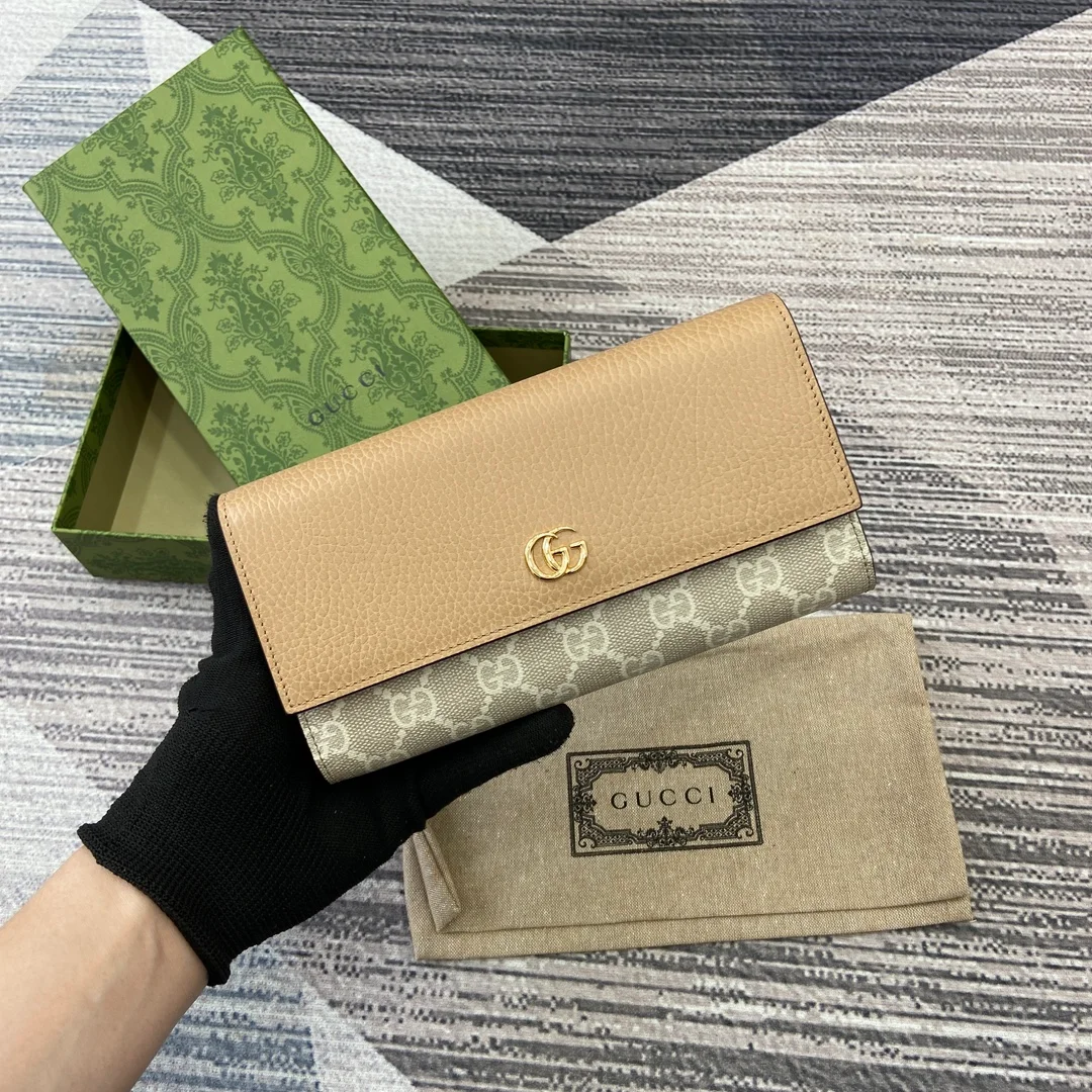Gucci Wallet design 14