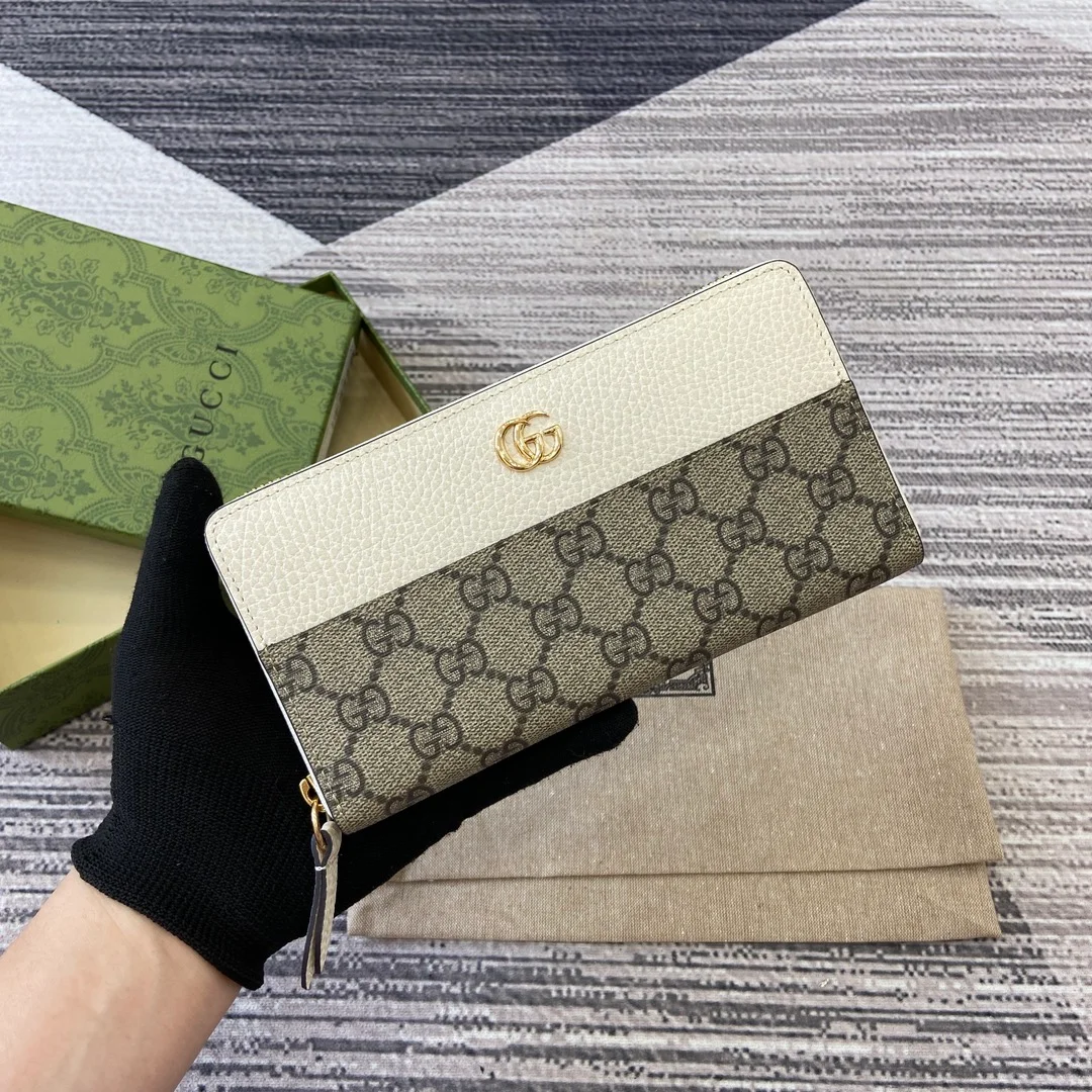 Gucci Wallet design 25
