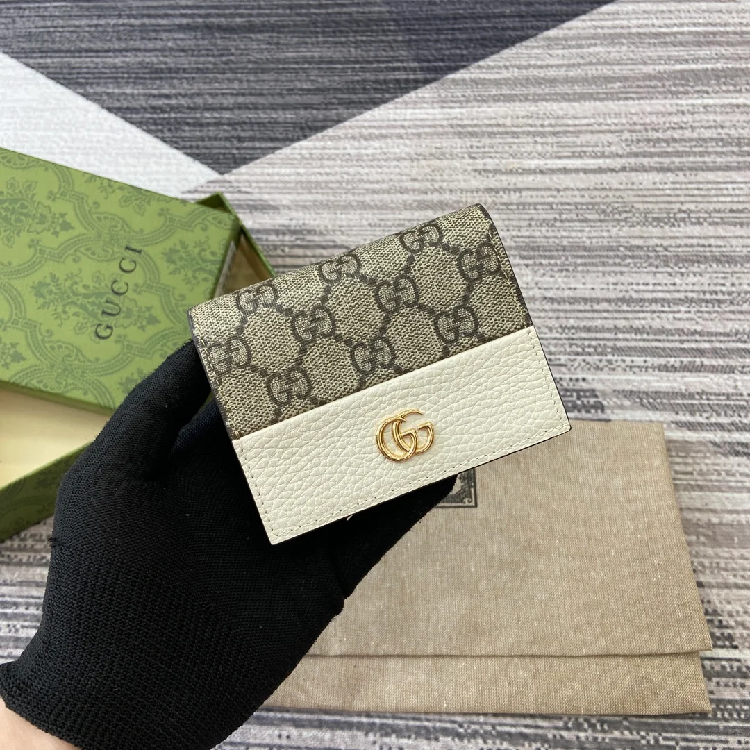 Gucci Wallet design 28
