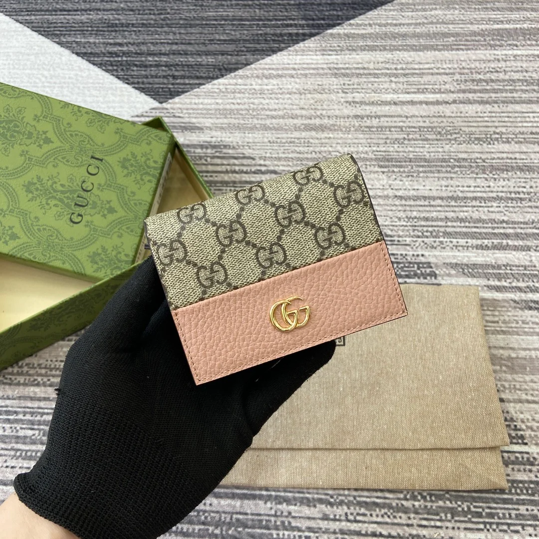 Gucci Wallet design 30