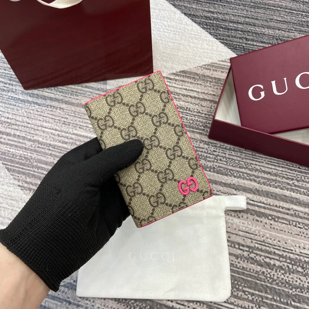 Gucci Wallet design 56