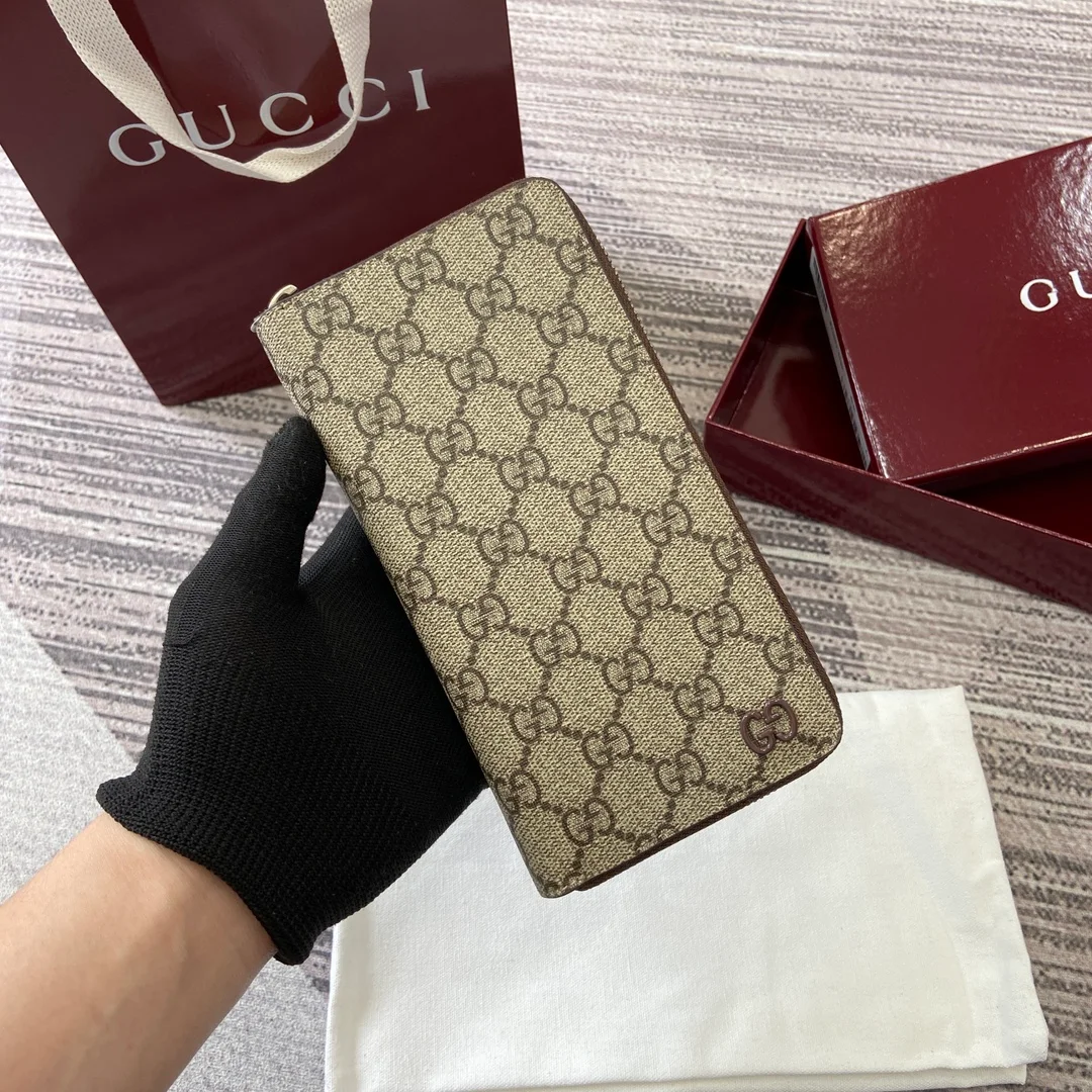 Gucci Wallet design 97