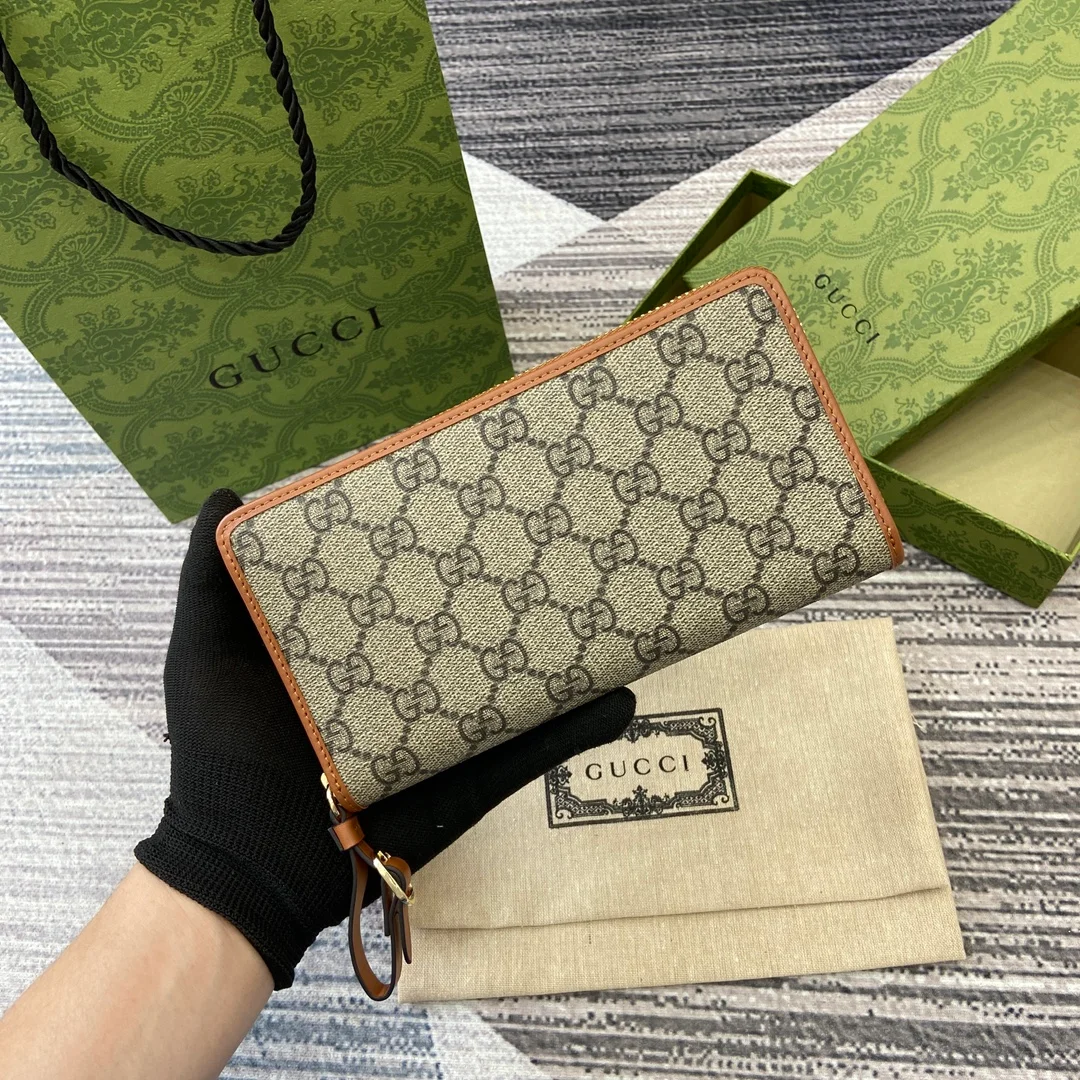 Gucci Wallet design 196